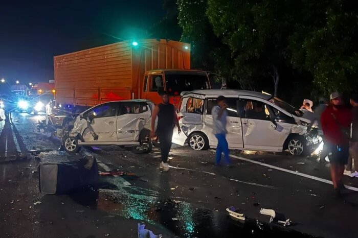 Tragedi di KM 93: Kecelakaan Beruntun Tol Cipularang Libatkan 10 Kendaraan, 2 Orang Tewas