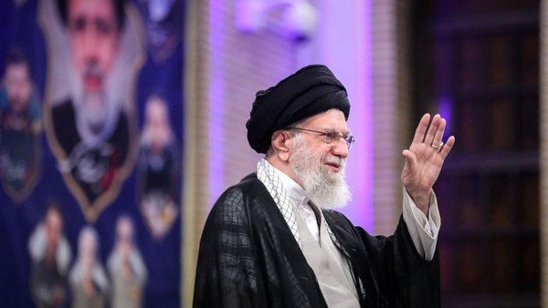 Dunia Geger! Pemimpin Tertinggi Iran Ali Khamenei Tewas Dibombardir AS-Israel, Teheran Tetapkan 40 Hari Masa Berkabung