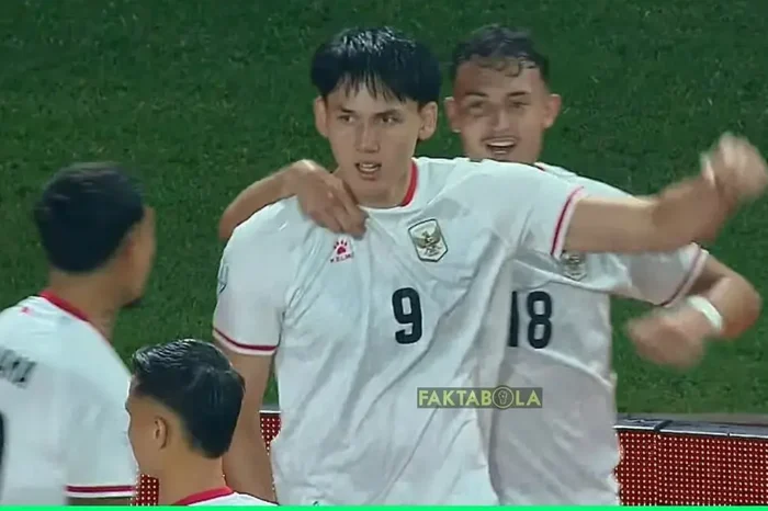 Debut Manis Mitchell Baker, Langsung Brace di Babak Pertama Lawan Kamboja