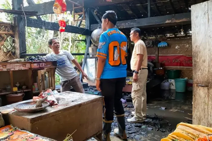 Dua Kebakaran Rumah Terjadi dalam Sehari di Bondowoso, Kerugian Capai Rp156 Juta | beritajatim.com