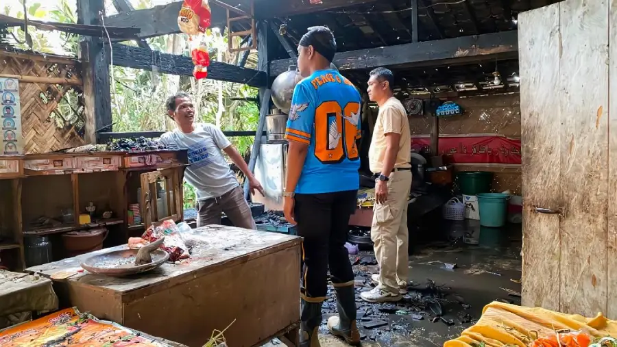 Dua Kebakaran Rumah Terjadi dalam Sehari di Bondowoso, Kerugian Capai Rp156 Juta | beritajatim.com