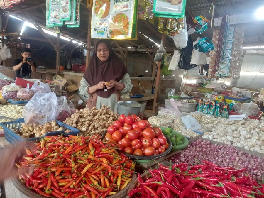 Harga Cabai di Sumenep Melonjak, Cabai Rawit Naik Rp5.000 per Kilogram | beritajatim.com
