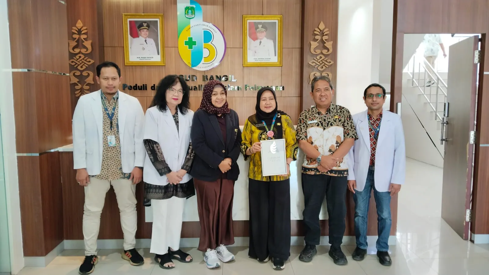 Tingkatkan Layanan Kesehatan, RSUD Bangil Pasuruan Gelar Webinar Management Stroke Berstandar Internasional | beritajatim.com